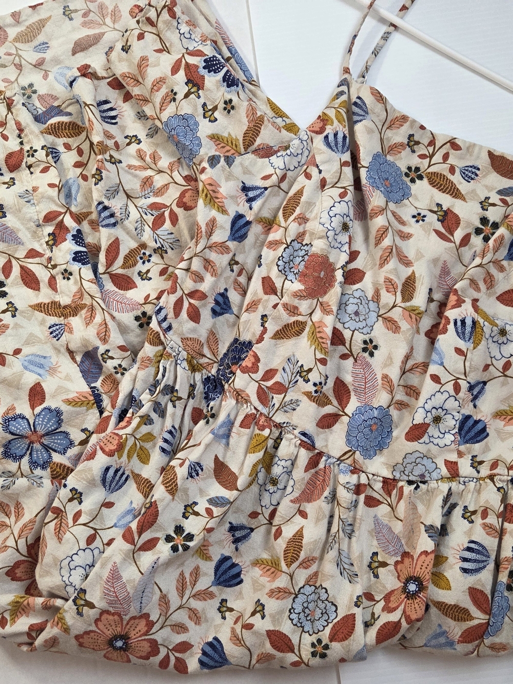 Old Navy Floral Spaghetti-Strap Maxi Dress in Cream and Multi - Picture 7 of 7